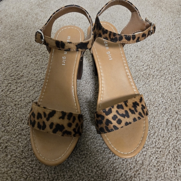 Madden Girl Sandals - Picture 5 of 5